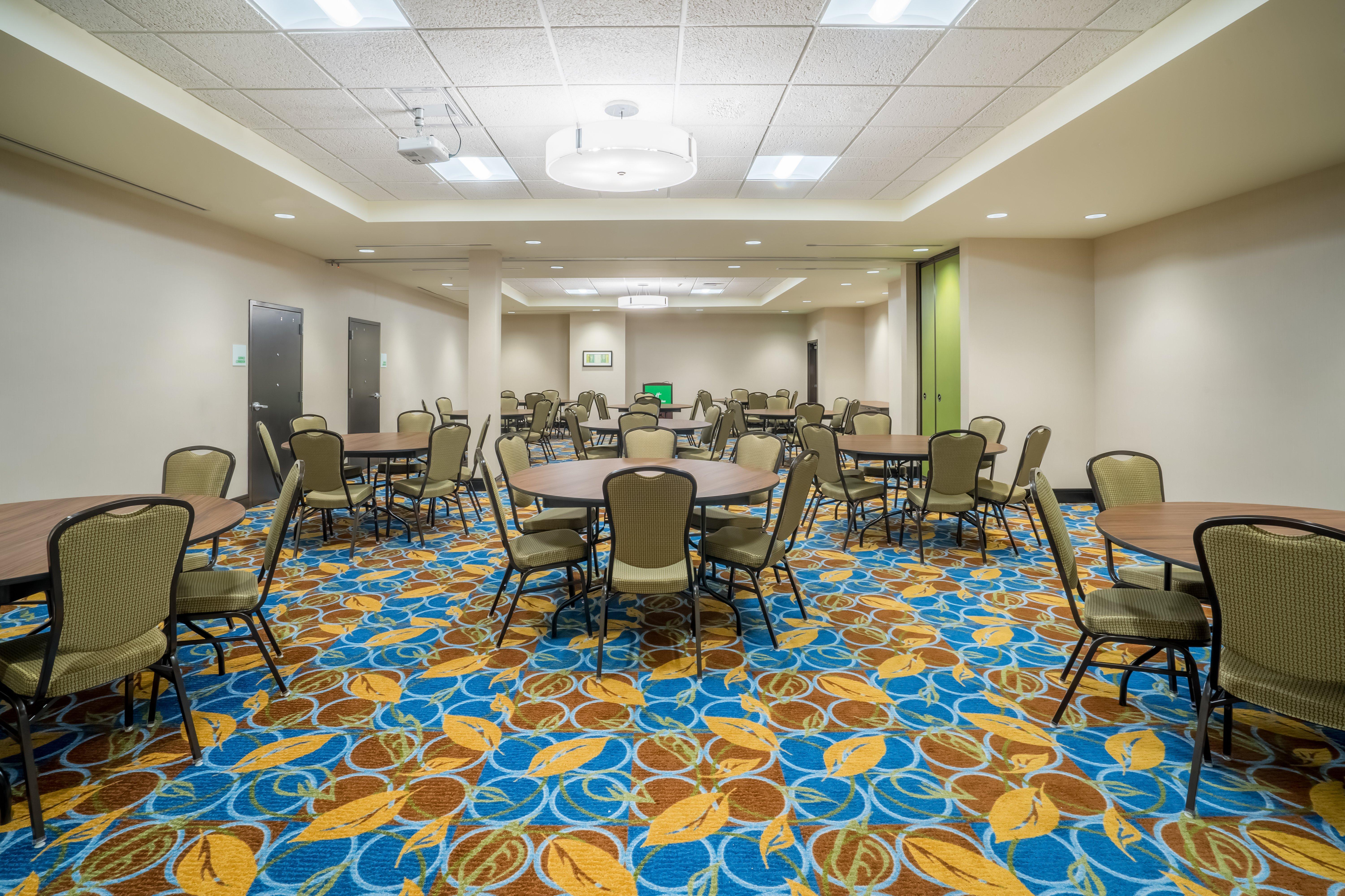 Holiday Inn - Terre Haute By Ihg Exterior foto