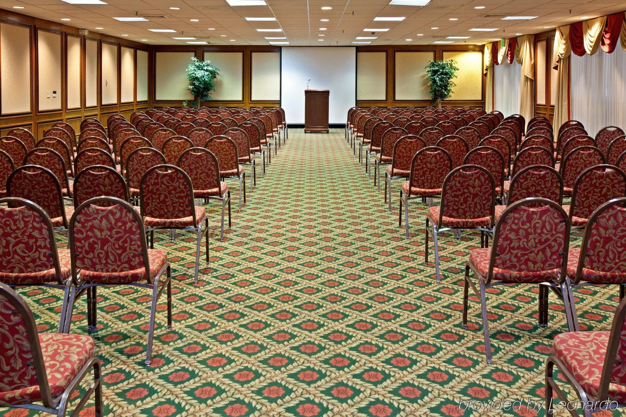 Holiday Inn - Terre Haute By Ihg Exterior foto