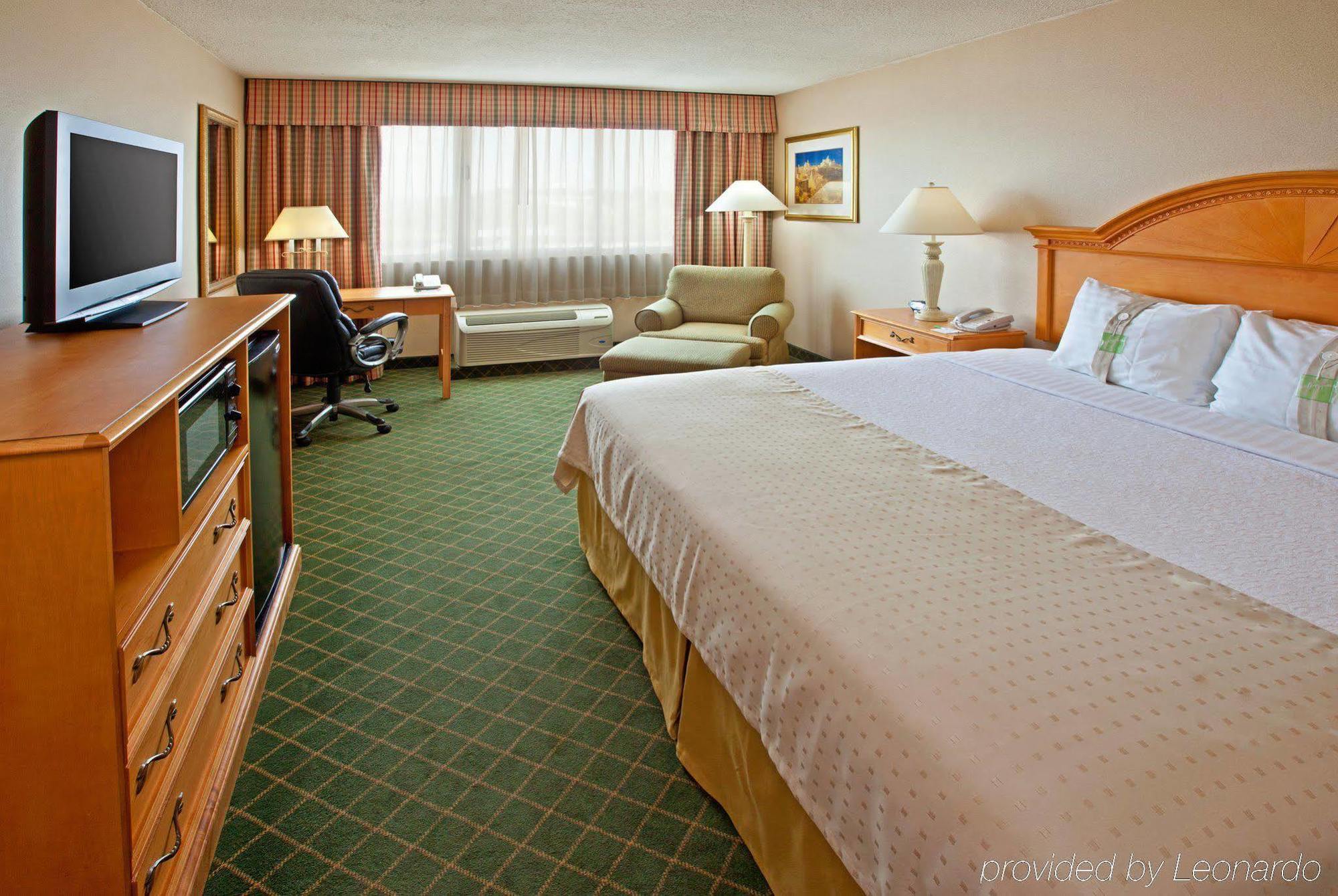 Holiday Inn - Terre Haute By Ihg Exterior foto